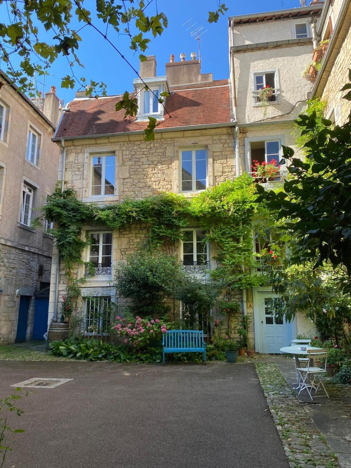 Besancon: Charmant Duplex Au Pied De La Citadelle Ngoại thất bức ảnh